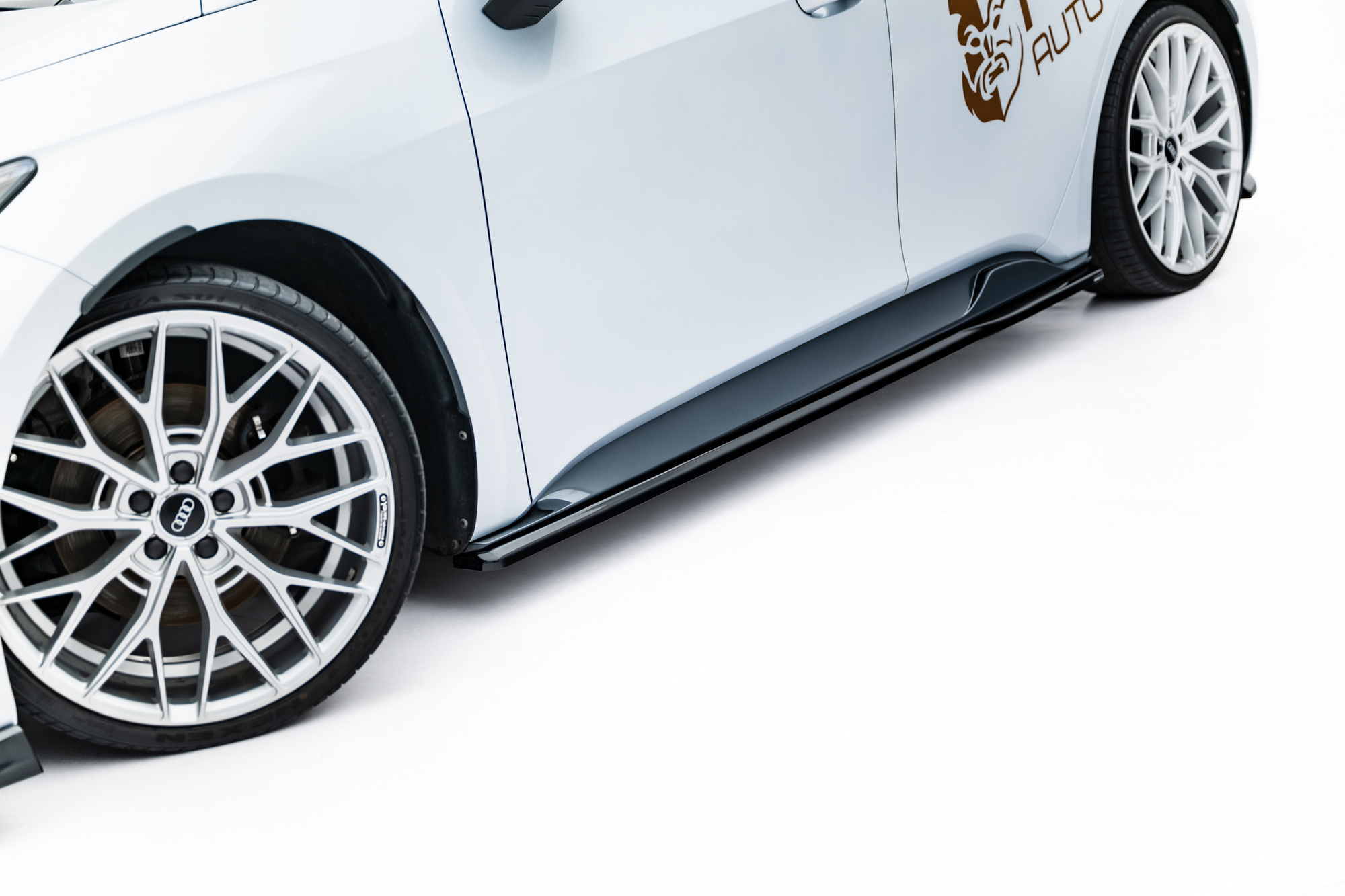 Bodykit Cupra Born Mk1 Maxton Design 2021 – Hede
