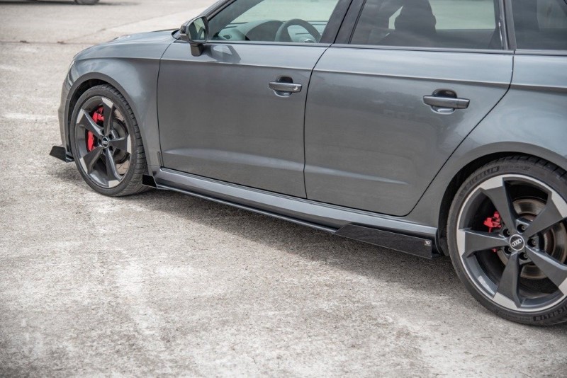 Zijskirts Diffuser + Zwart Glanzende Kleppen Audi RS3 8V Sportback