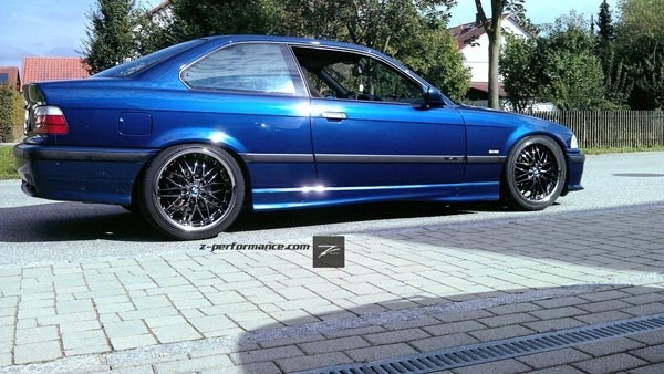 Z-Performance Two Black Chrome Inox 8x18 5x120 ET38 Velgen