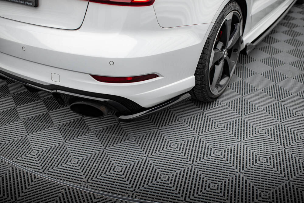 Achterzij Spoilers Audi RS3 8V FL Sedan Glanzend Zwart V.2