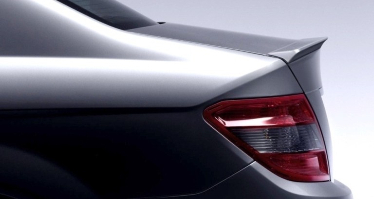 Achterklepspoiler Mercedes W204 AMG look