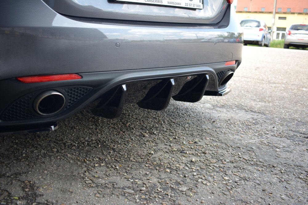 Diffuser Alfa Romeo Giulia Veloce Maxton Glans Zwart