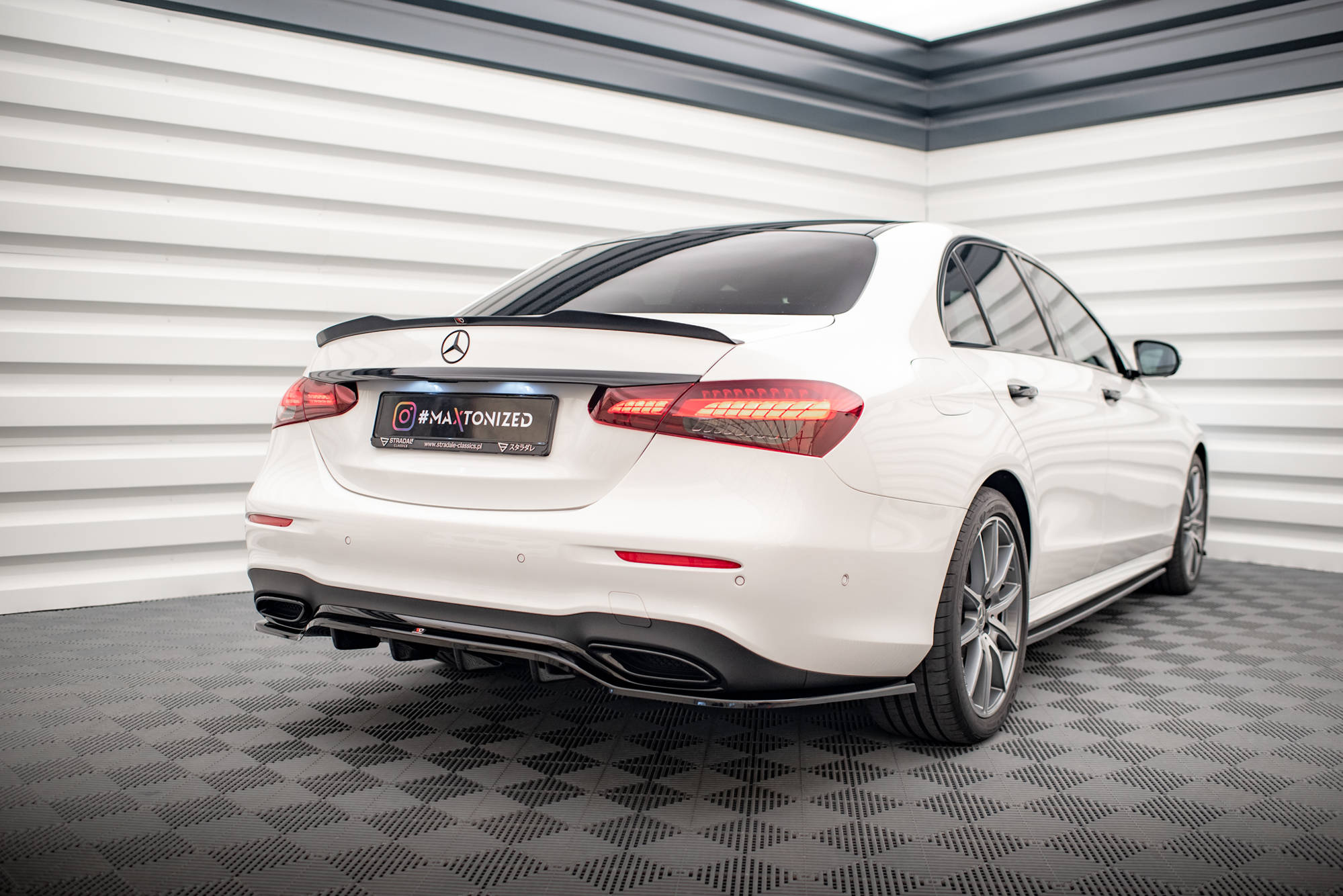 Bodykit Mercedes-Benz E AMG-Line Sedan W213 Facelift (2021–2023)