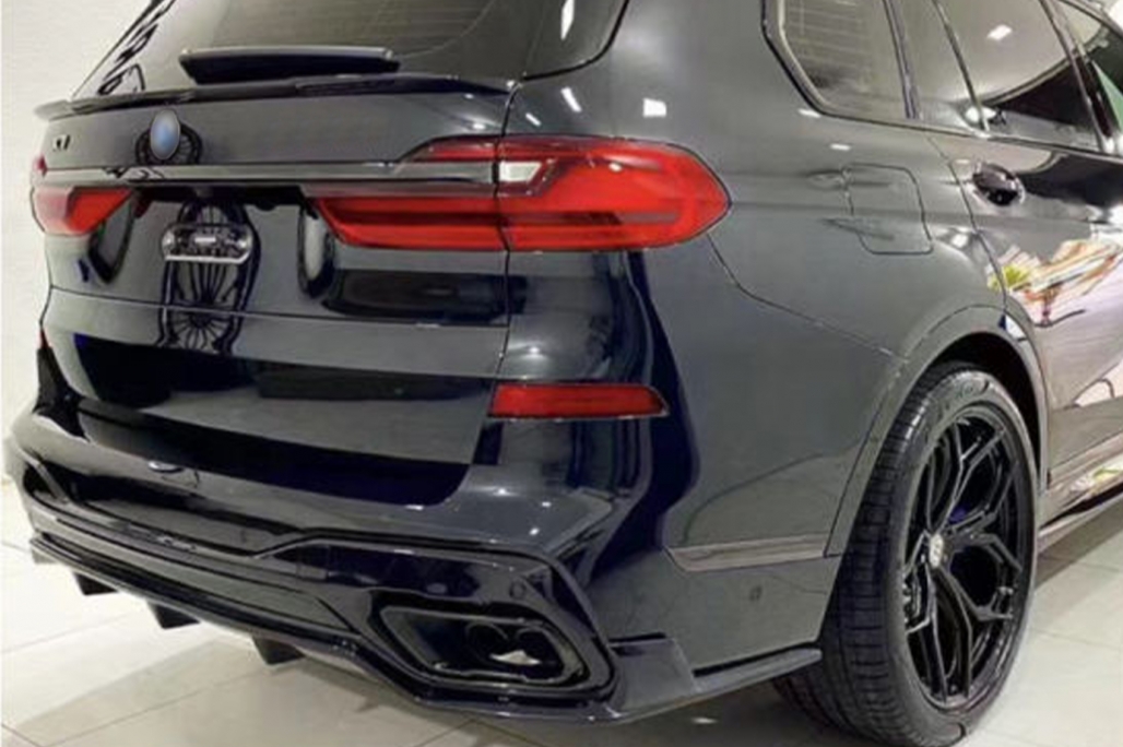 BMW X7 G07 M-Tech Black Knight Design Glans Zwart