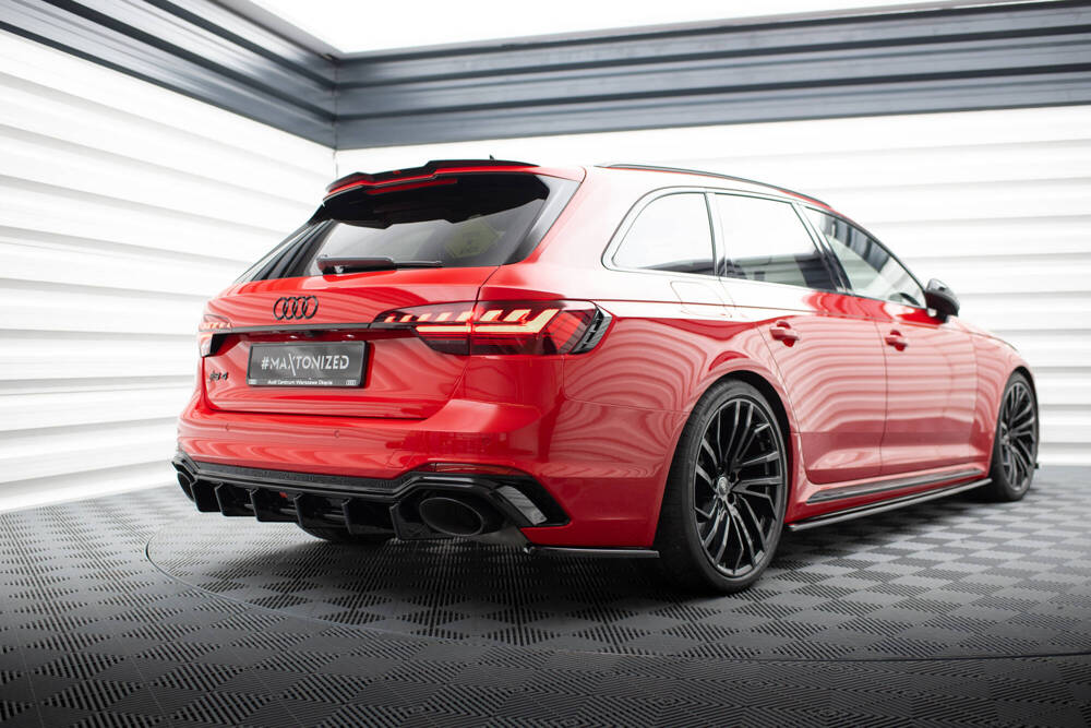 Zijdiffusers Audi RS4 B9 Avant Maxton Glanzend Zwart