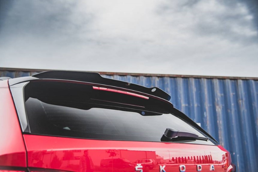 Spoiler cap Skoda Kamiq Maxton Design glans zwart