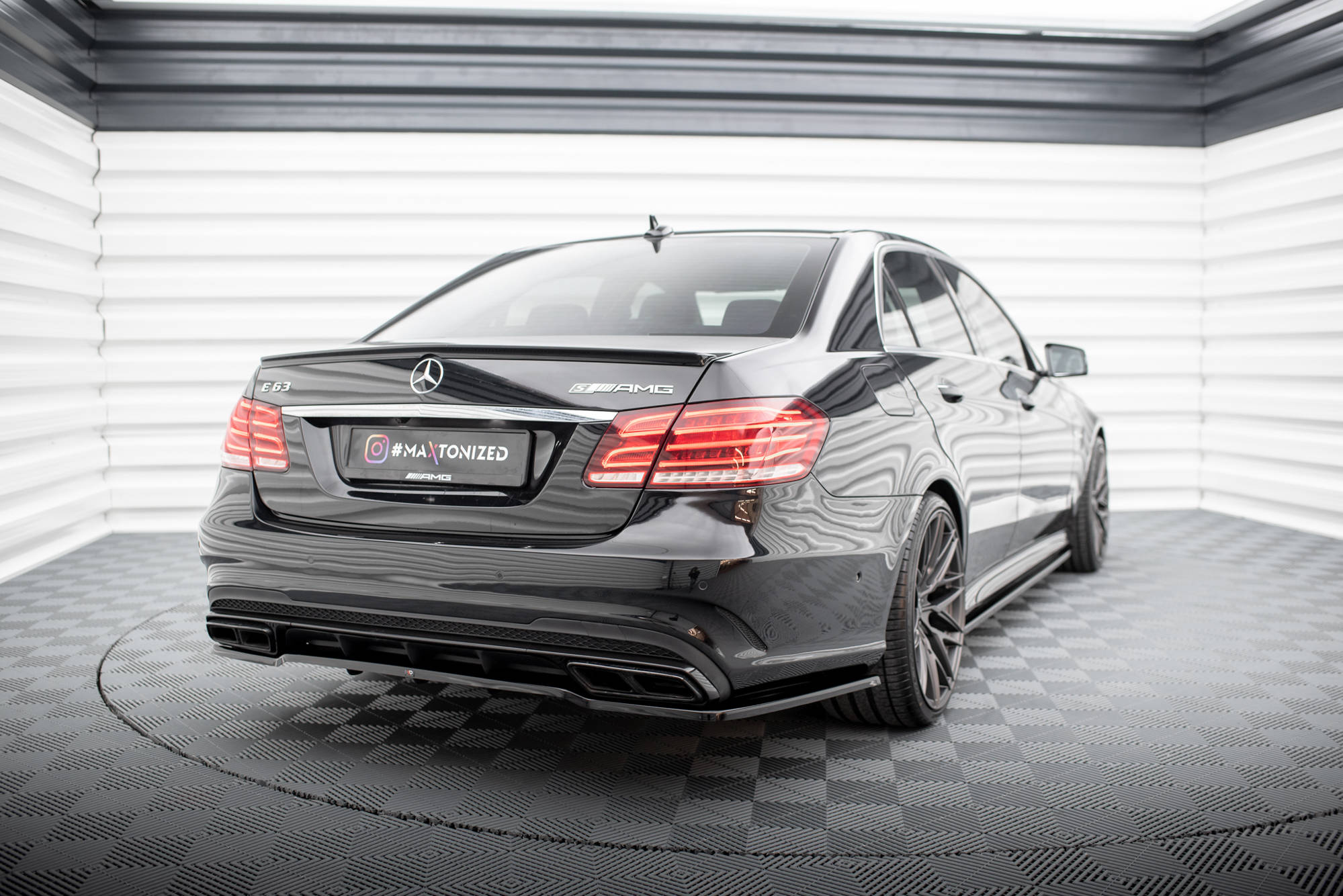 Bodykit Mercedes-Benz E63 AMG Sedan W212 Facelift (2012–2016)