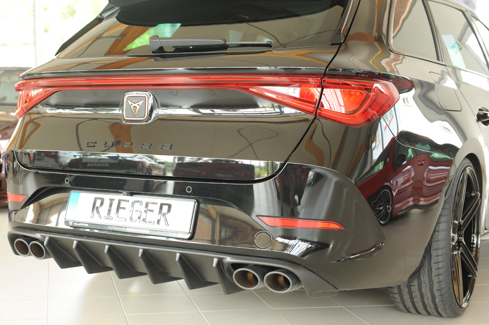 Achterdiffuser voor Cupra León (KL) met trekhaak (09.20-06.24)