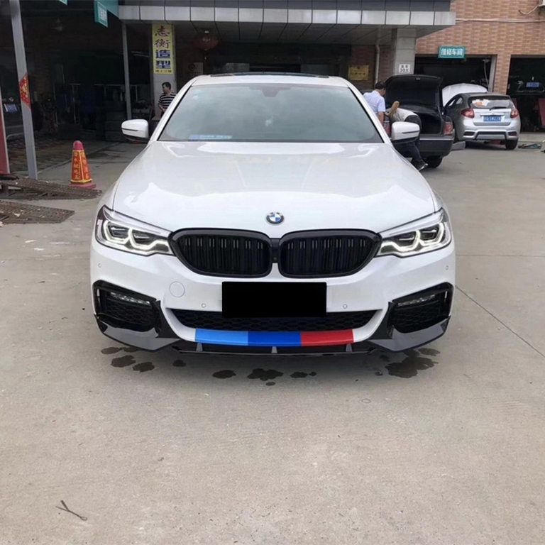 Voorspoiler BMW 5 Serie G30 G31 17-20 M Performance Look M Stripes