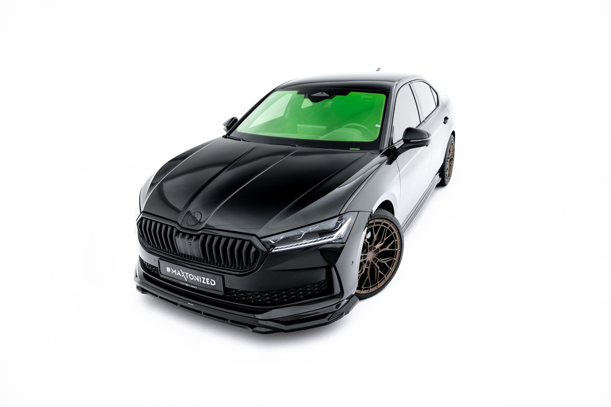 Voorspoiler Skoda Superb Sportline Mk4 V.1 – Skoda Superb Sportline 2024