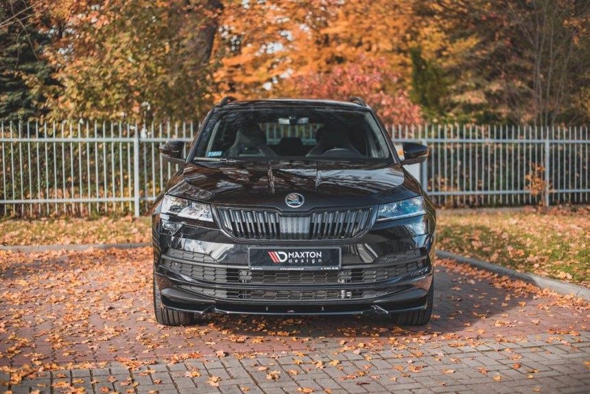 Voorspoiler Skoda Karoq sportline Maxton Design glans zwart