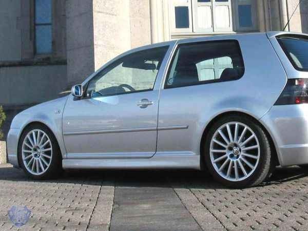 Zijkirst VW Golf IV 2 deurs R32 SRS TEC