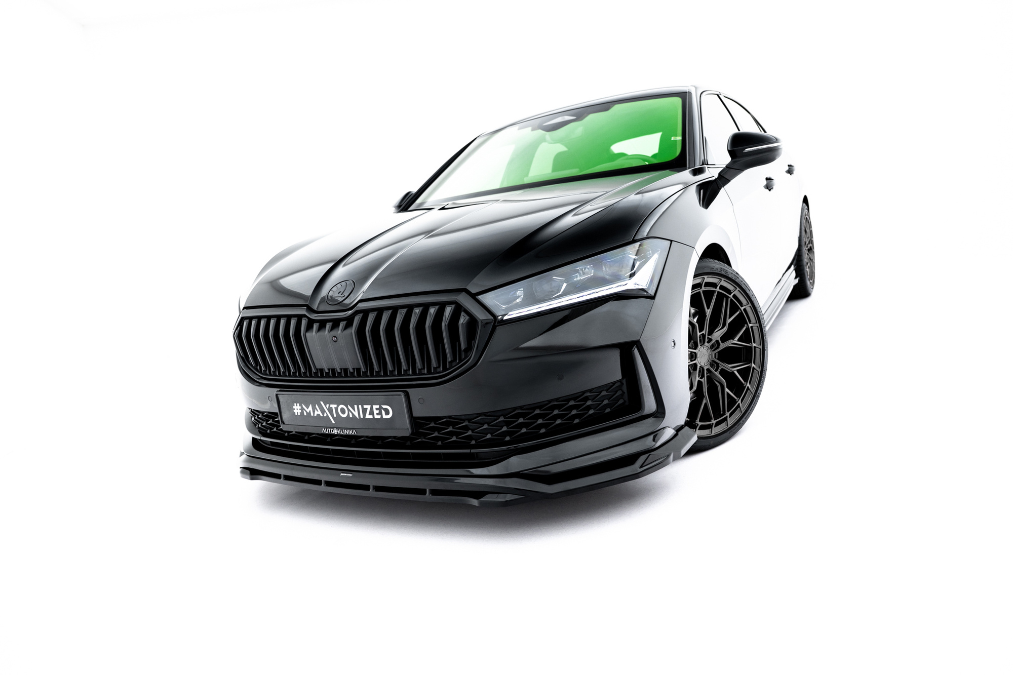 Voorspoiler Skoda Superb Sportline Mk4 V.1 – Skoda Superb Sportline 2024