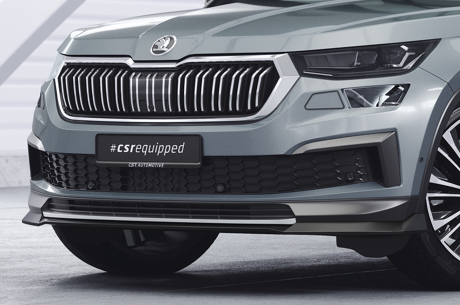 Voorspoiler passend voor Skoda Kodiaq CSR Glans Zwart
