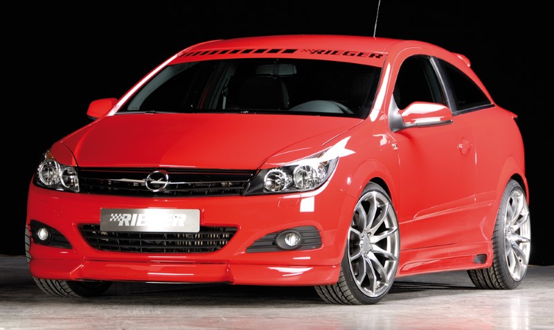 Zijskirts Opel Astra H GTC Rieger met uitsnede