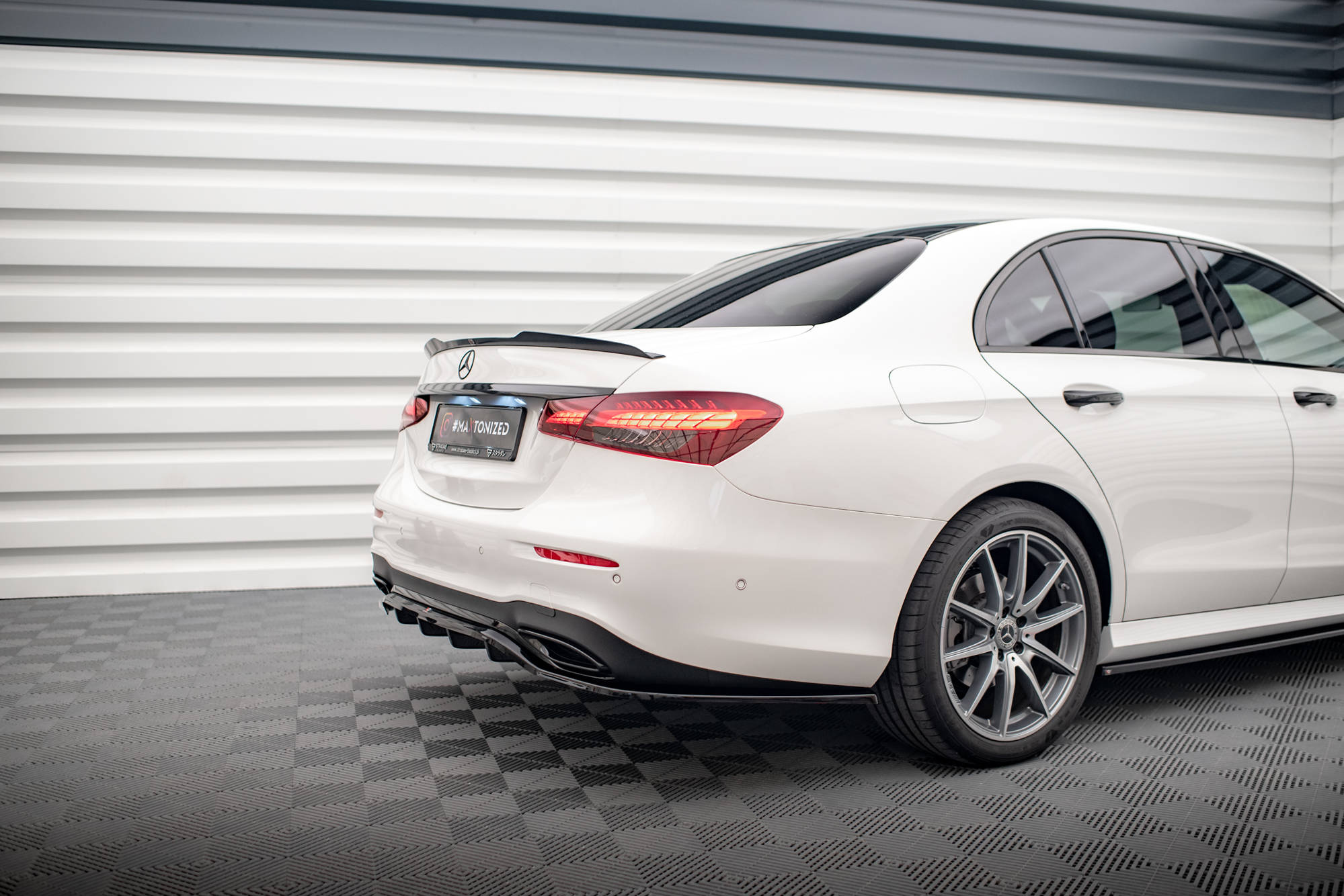 Bodykit Mercedes-Benz E AMG-Line Sedan W213 Facelift (2021–2023)
