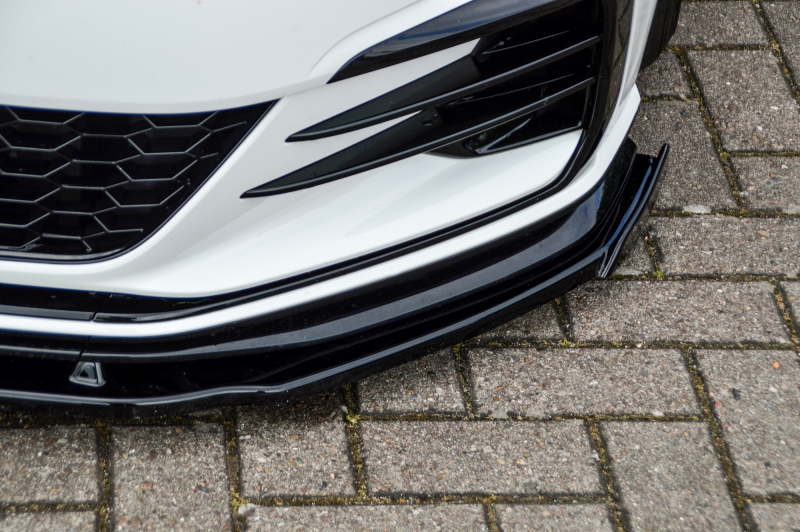 Voorspoiler met Canards Volkswagen Golf 7 GTI TCR Glans Zwart