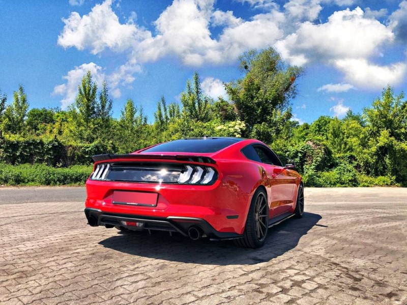 Zijskirts Diffusers Ford Mustang Mk. 6 Facelift Glanzend Zwart