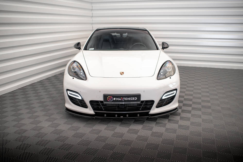 Voorspoiler V.1 Porsche Panamera Turbo 970 Maxton Glans Zwart