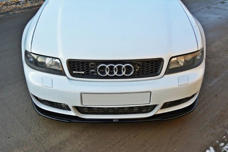 Voorspoiler Audi RS4 B5 Glanzend Zwart