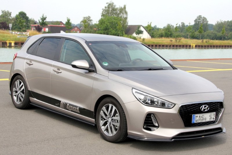Voorspoiler Hyundai i30 MK3 Hatchback V.1 Glanzend Zwart