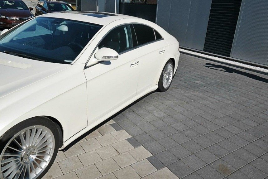 Zijskirts Mercedes CLS W219 55 AMG Maxton Design glans zwart