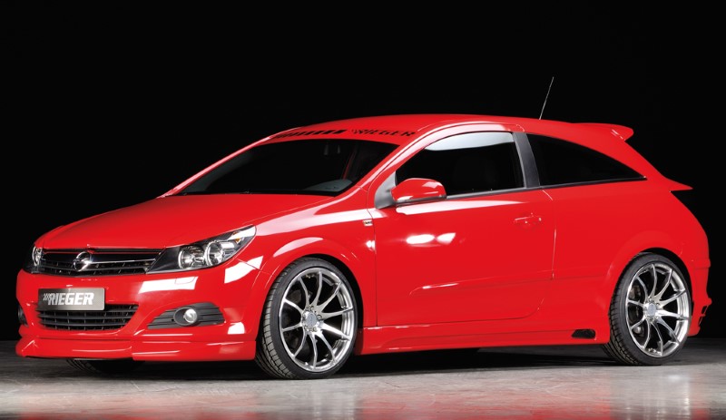 Zijskirts Opel Astra H GTC Rieger met uitsnede