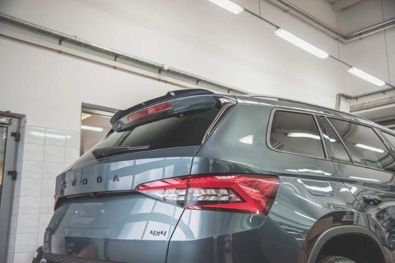 Spoiler cap Skoda Kodiaq 1 sportline/RS Maxton Design glans zwart V.2