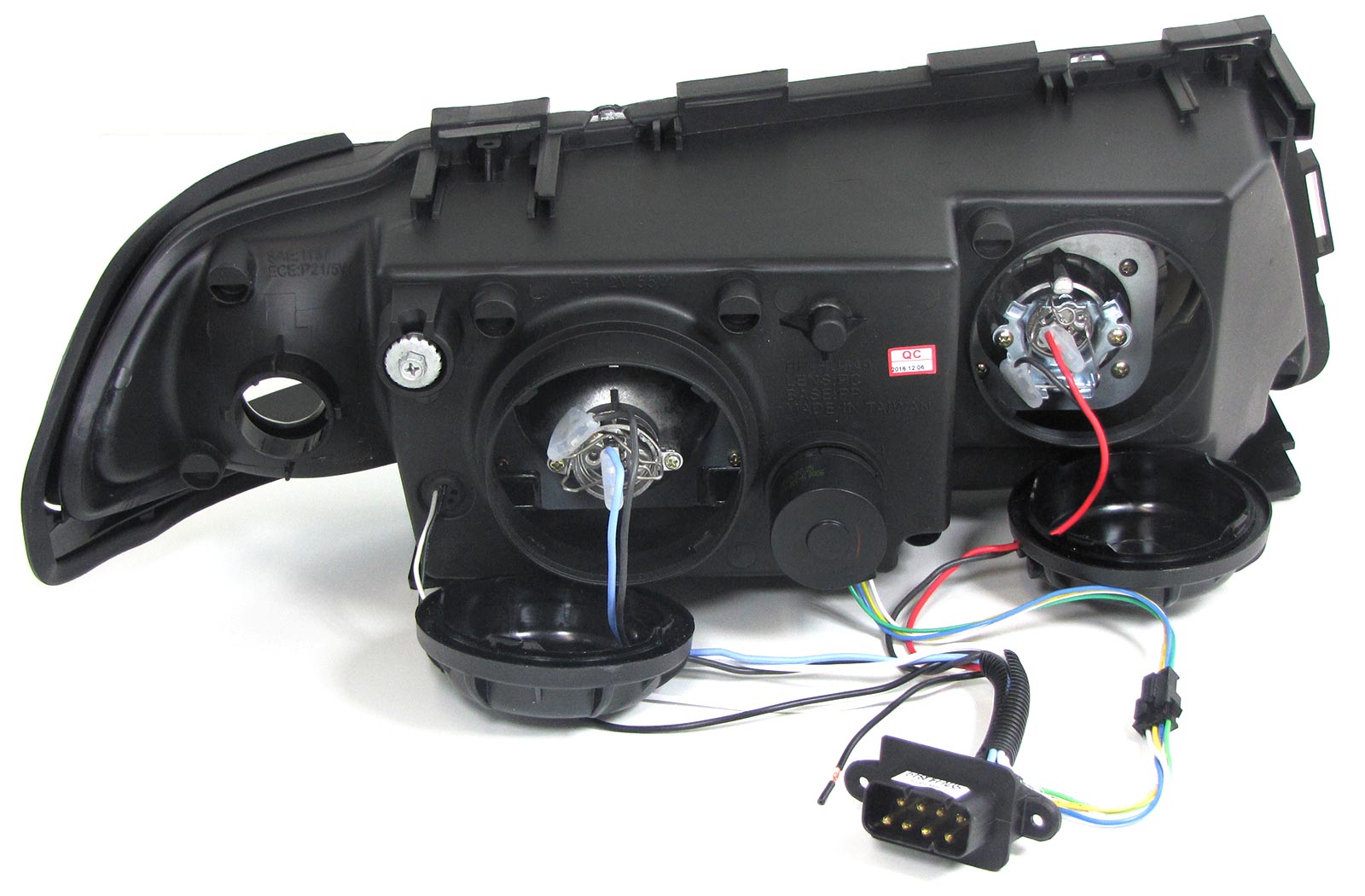 Faros BMW E38 94-01 3D LED Halo Rims Black