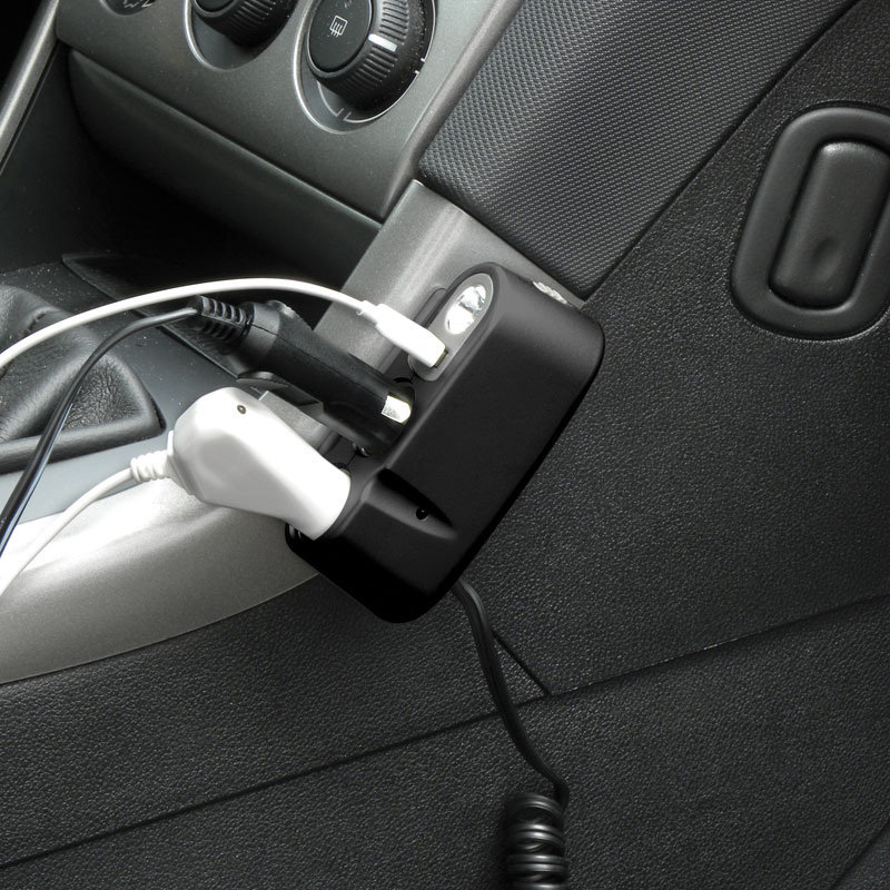 Carpoint Dubbele Contactdoos Sigarettenaansteker 2x12V met USB en LED 5A