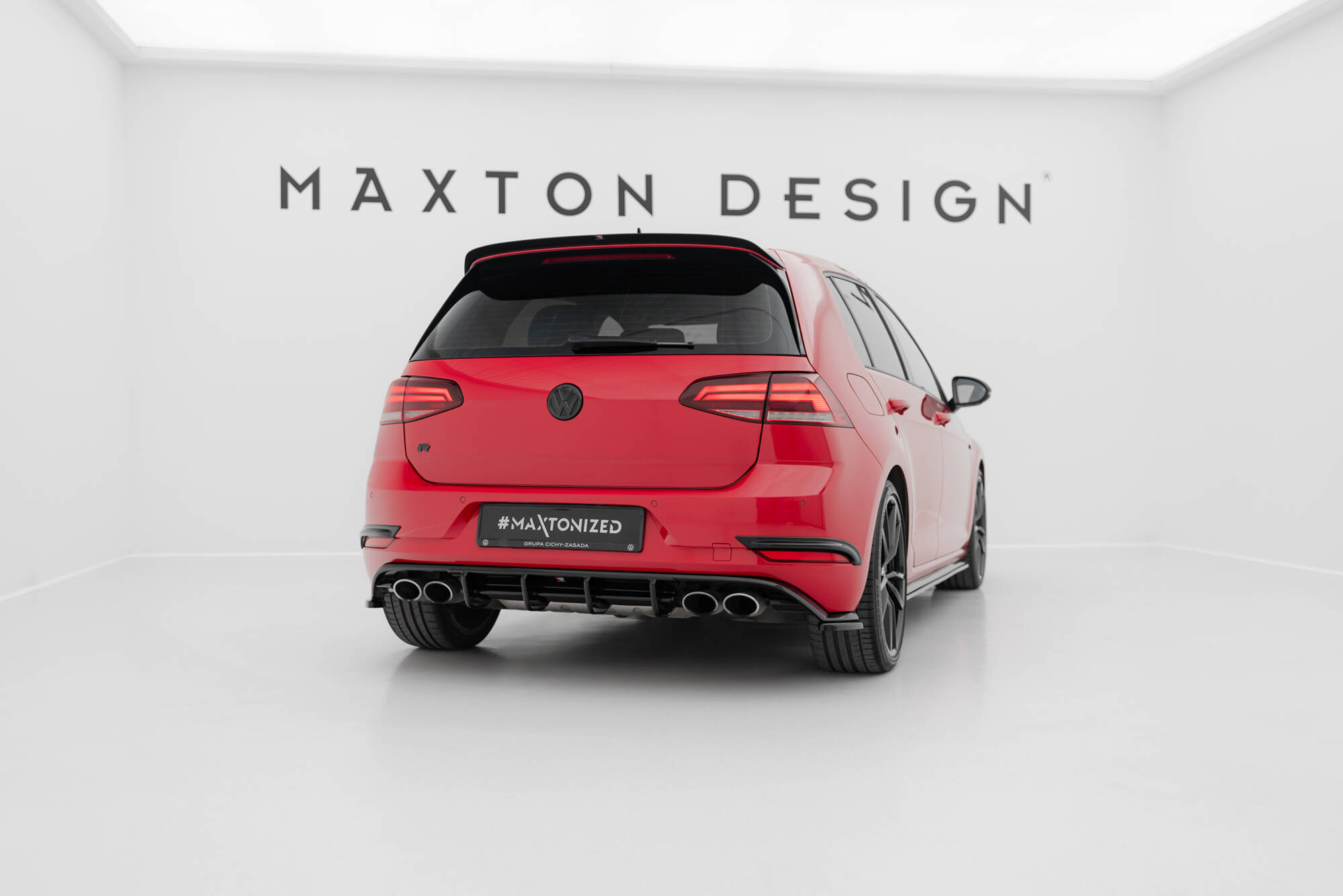 Achter Diffuser Volkswagen Golf R Hatchback R MK7 Facelift Maxton Glanzend zwart