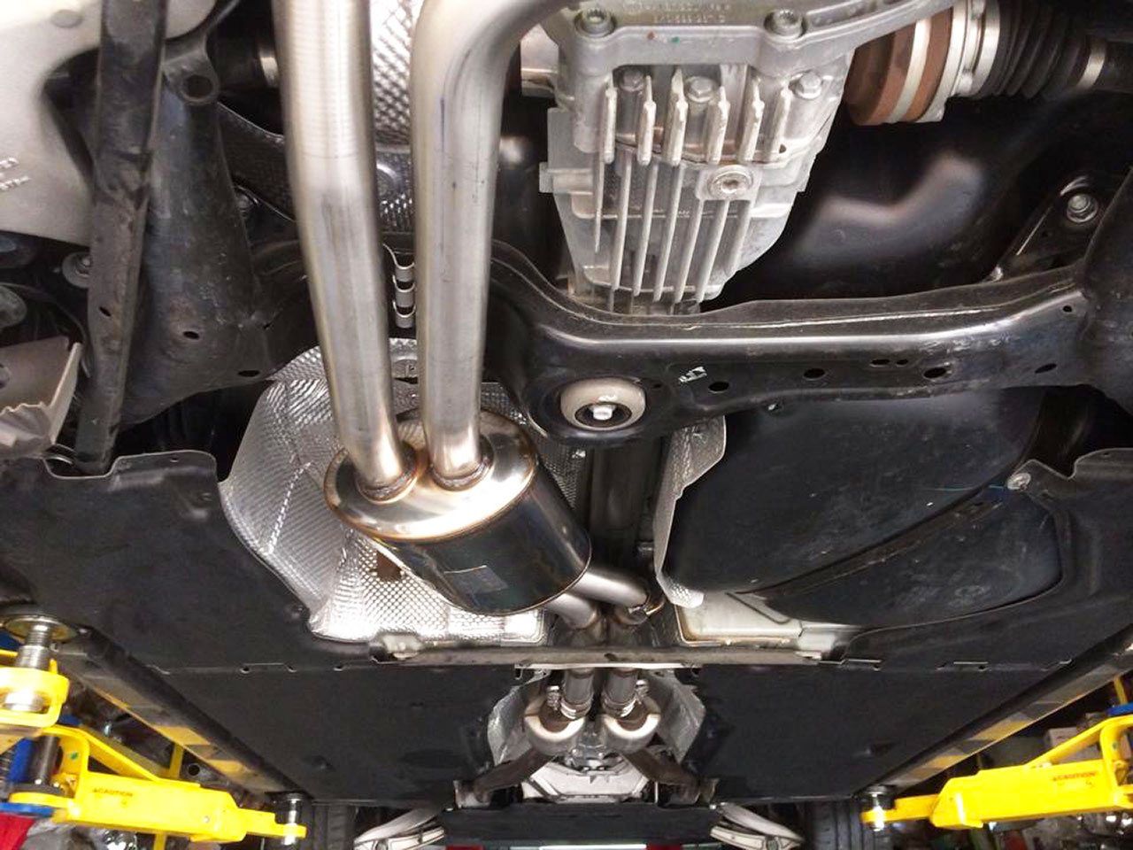 AUDI A6 C7 4G (Sedan + Avant) 2.8 FSI V6 (204 Hp) 2011 -> 2014 Centre exhaust + "X-Pipe"