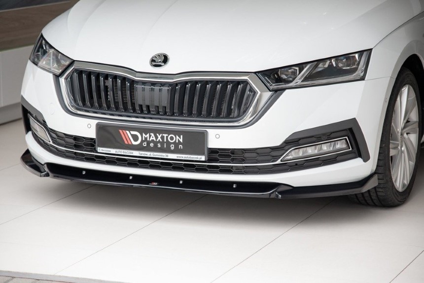 Voorspoiler Skoda Octavia 4 Maxton Design glans zwart V.1