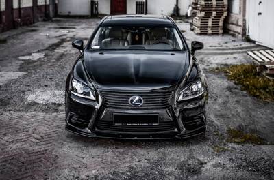 Voorspoiler Lexus LS Mk4 Facelift Glans Zwart