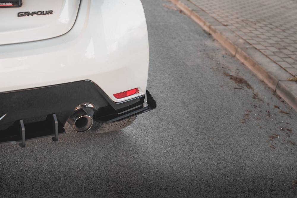 Zijdiffuser Toyota GR Yaris MK4 Maxton Glans Zwart