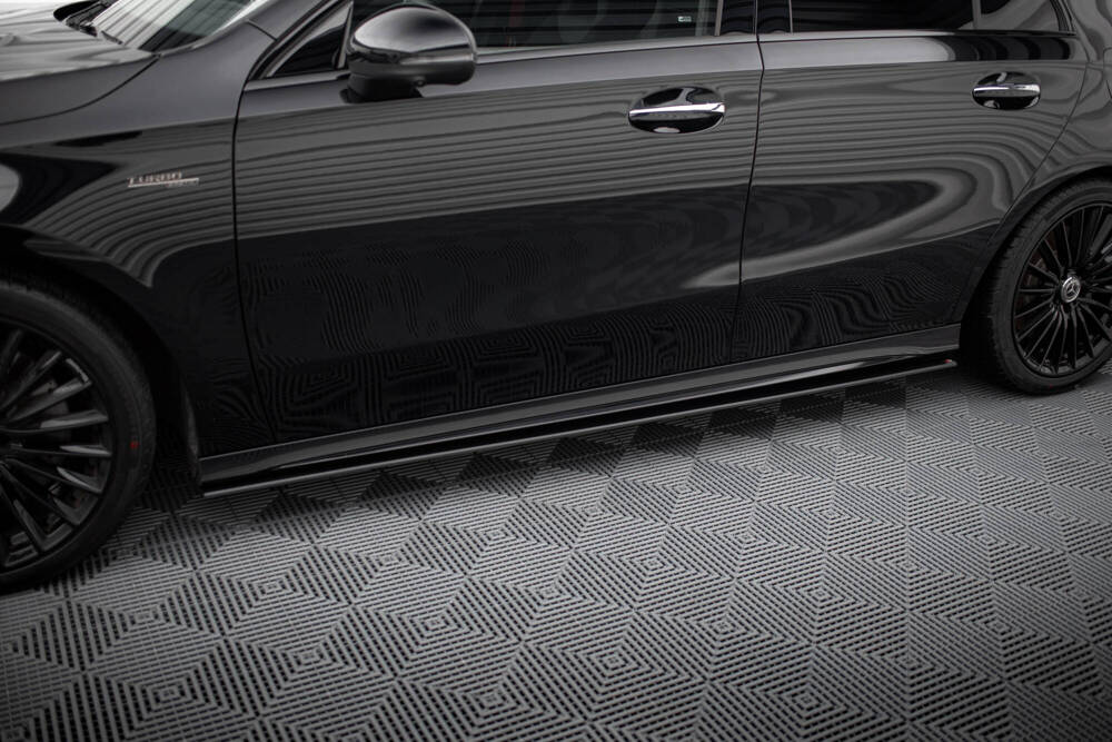 Zijskirts Mercedes A Klasse AMG Pakket / A35 AMG Maxton Street Pro
