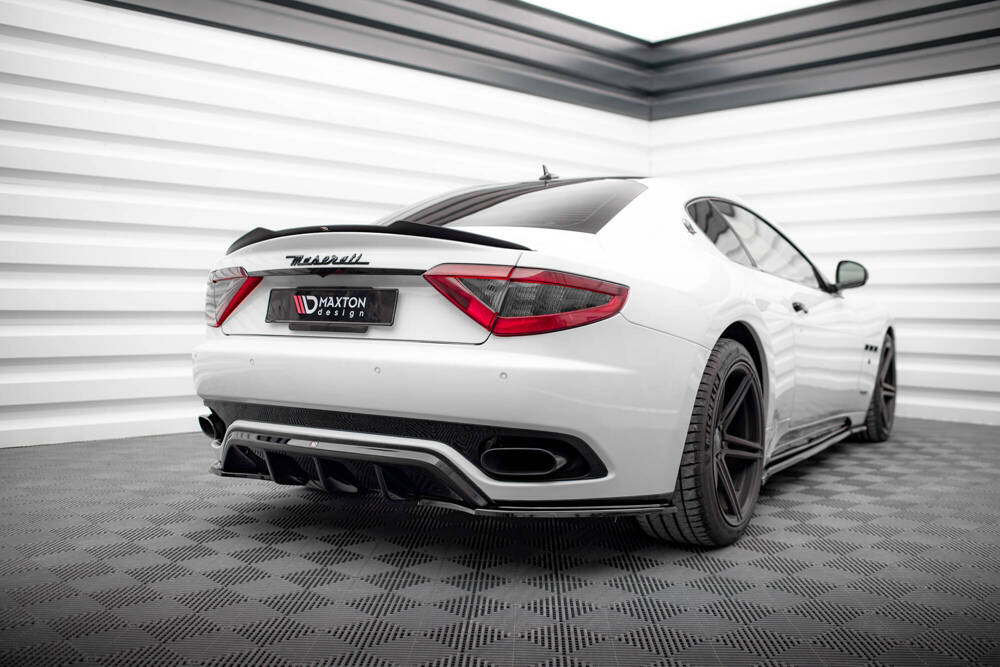 Zijdiffuser V.2 Maserati Granturismo Maxton Glans Zwart