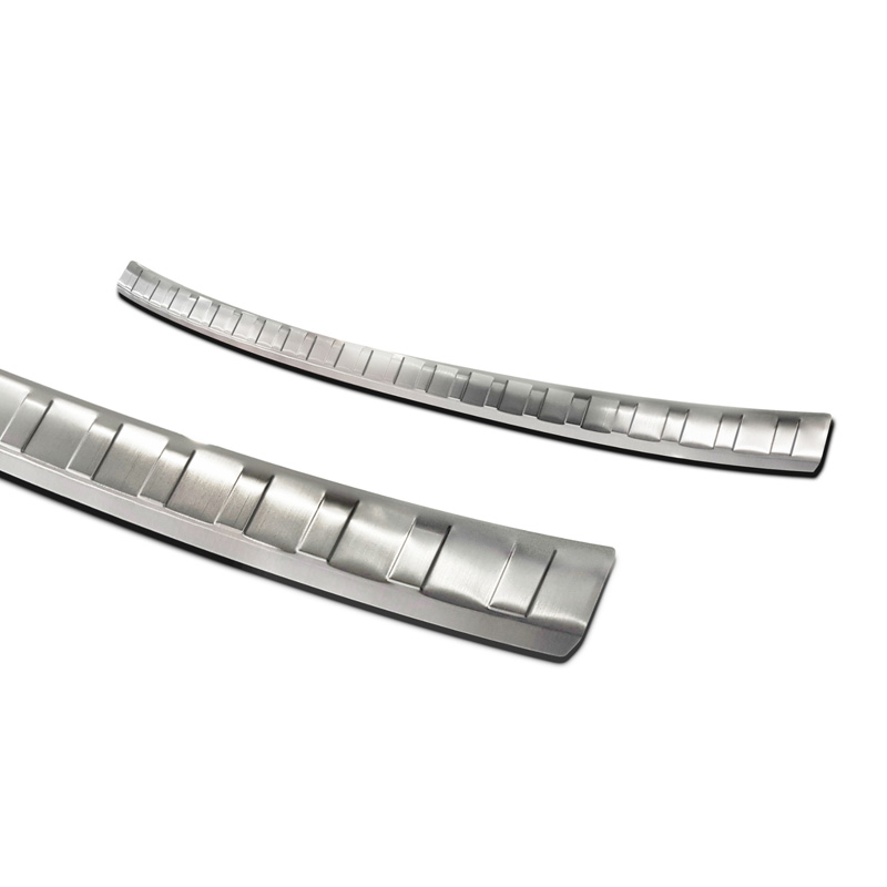 RVS Achterbumperprotector  Volkswagen Golf VIII HB 5-deurs 2020-2024 & FL 2024- 'Ribs'