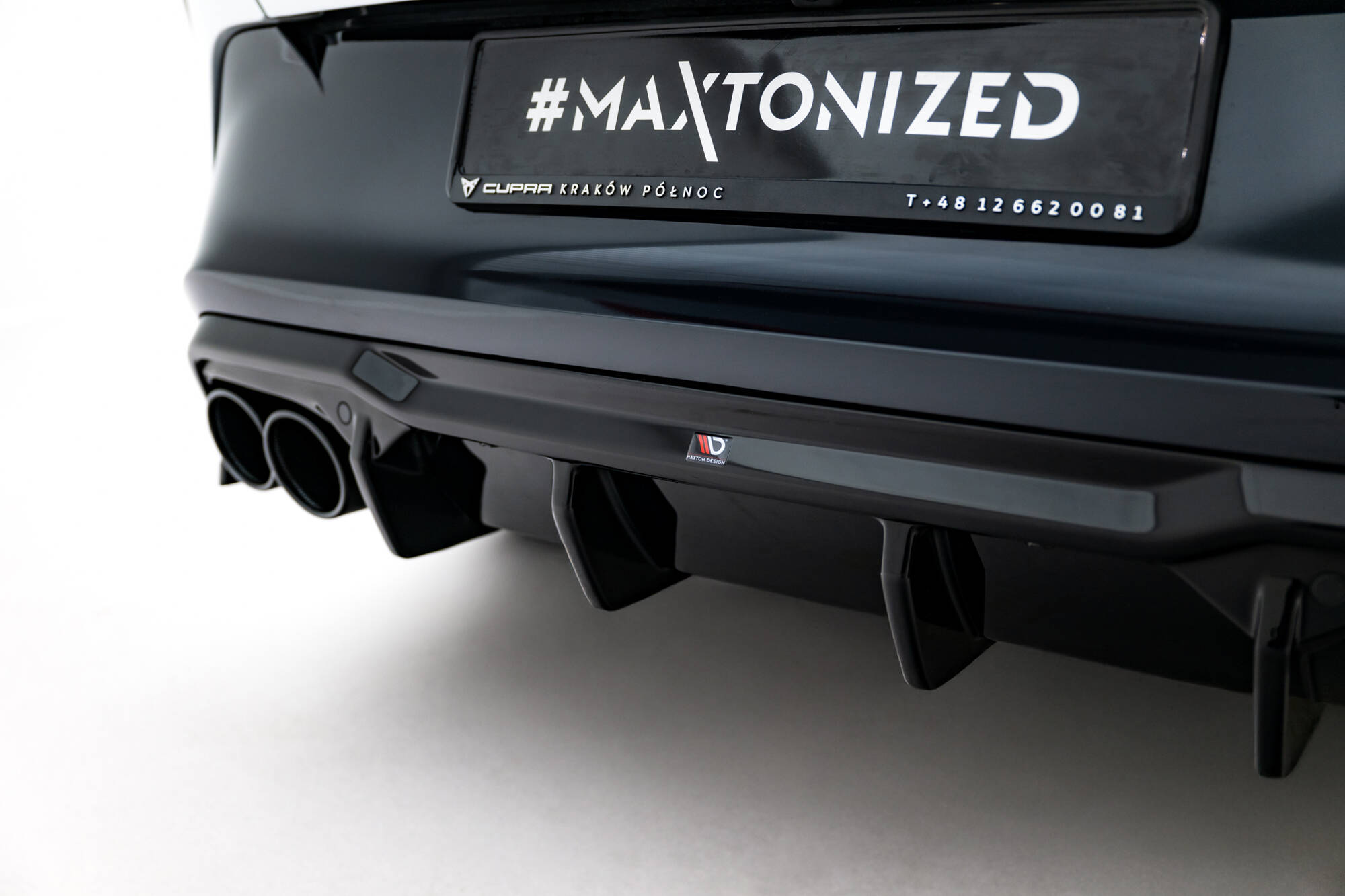 Diffuser Cupra Formentor Maxton Glans Zwart met Zwarte Sierstukken