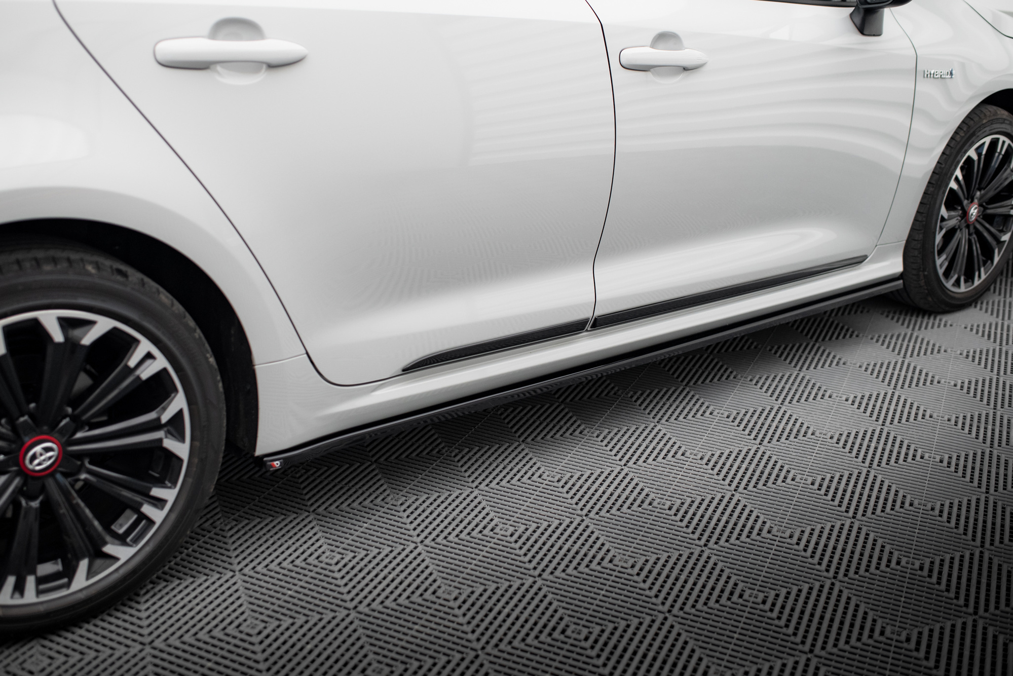 Bodykit Toyota Corolla XII Sedan (2019–2023)