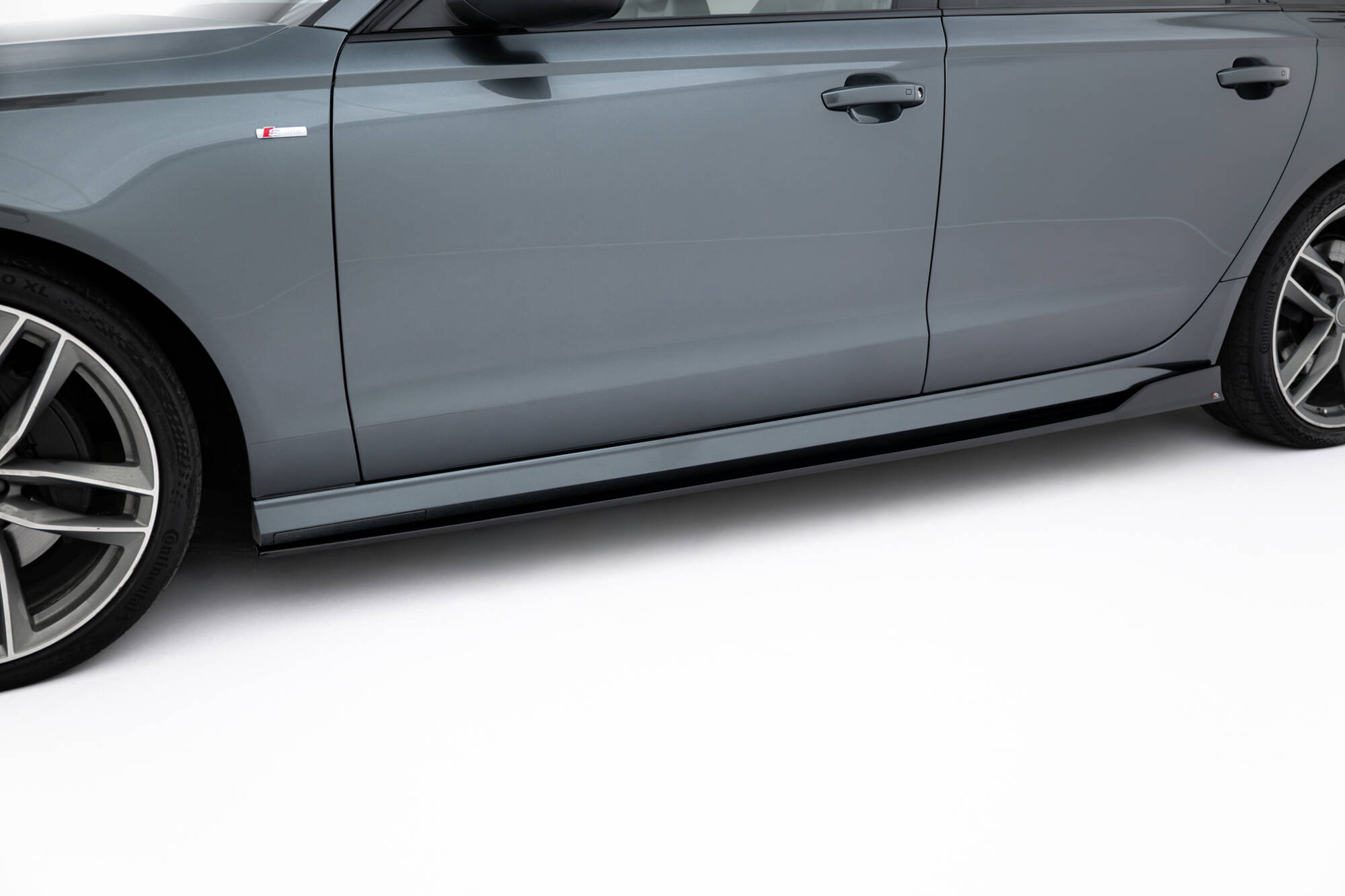 Zijskirts V.2 Audi A6 / A6 C7 S-line/ S6 C7 Facelift Maxton Glanzend zwart