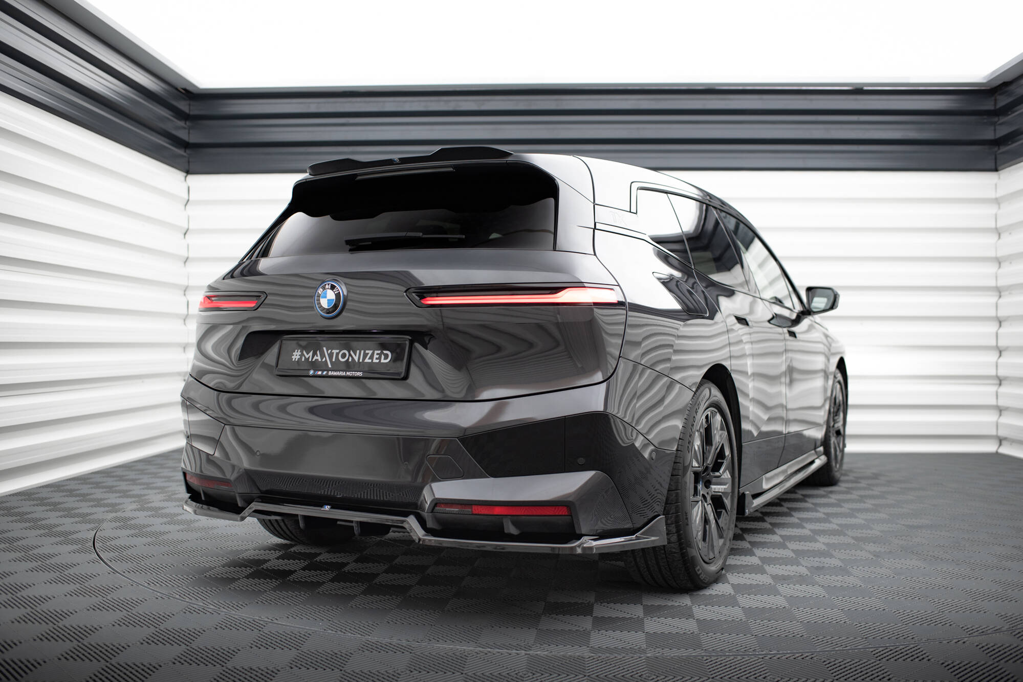 Bodykit BMW iX M-Pack i20 (2021–2025)