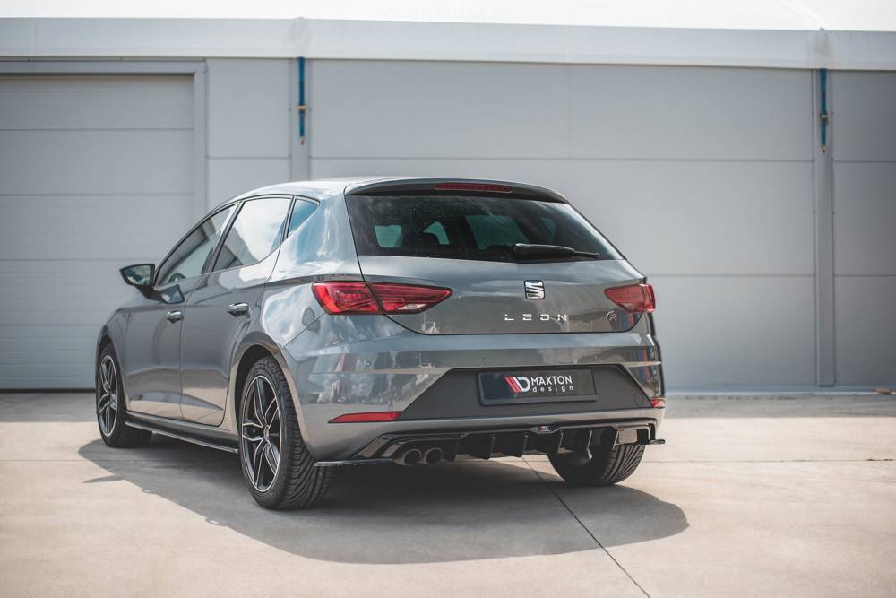 Diffuser Seat Leon Mk3 FR Facelift Glans Zwart