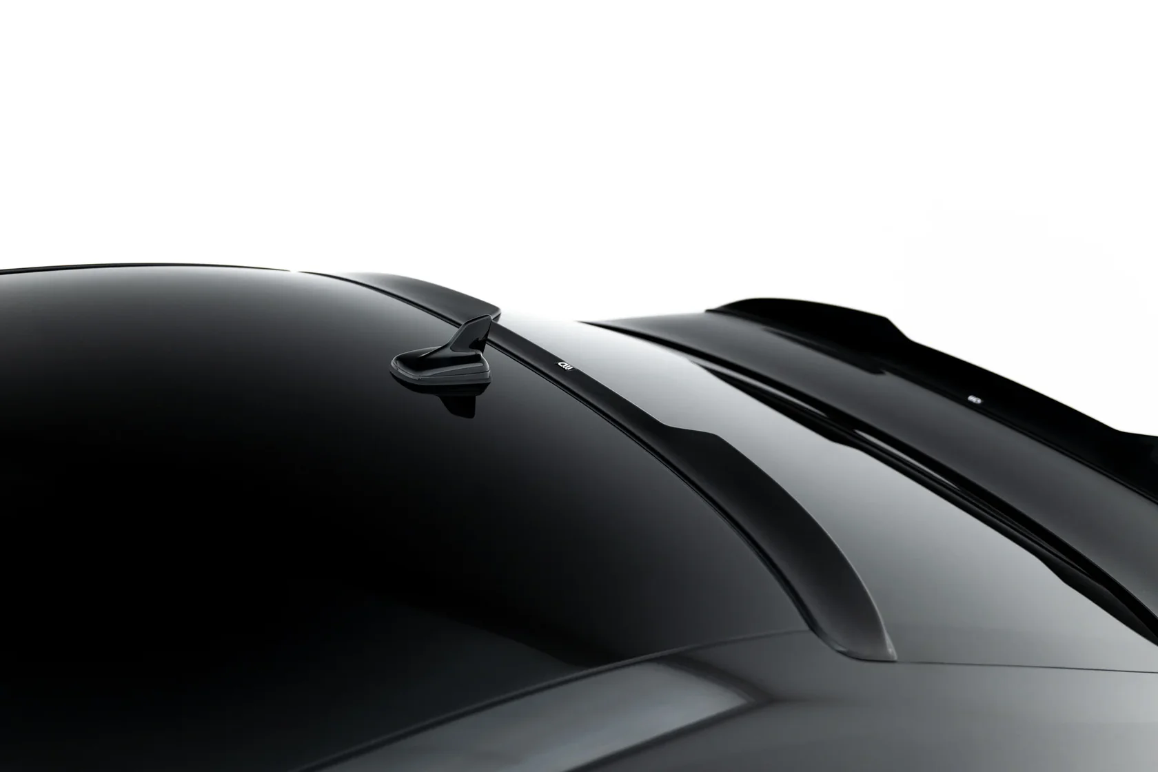Hoge spoiler Audi A3 Sedan 8Y Facelift Maxton Glanzend zwart