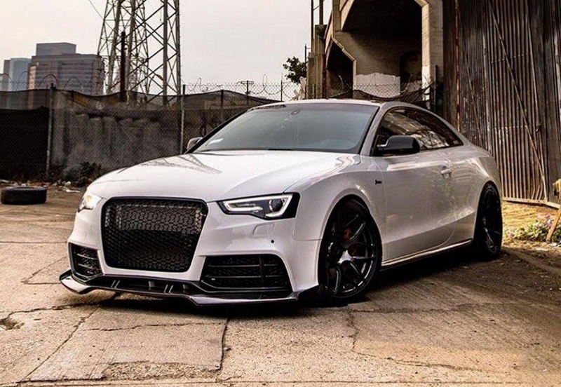 Voorspoiler Vario-X3 Audi A5 -2011 PU