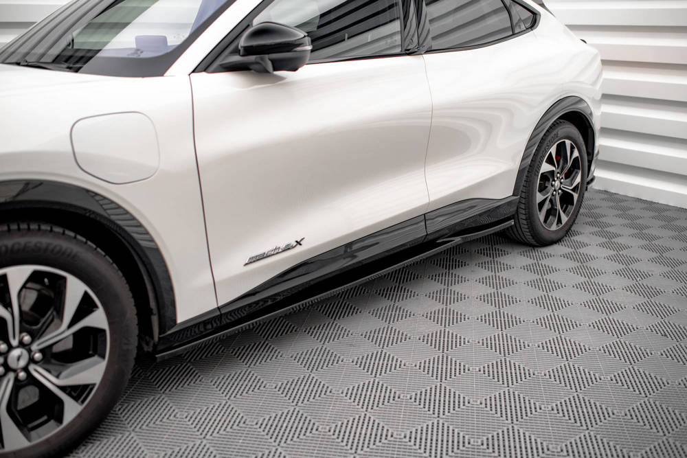 Zijskirts Ford Mustang Mach-E Maxton Glans Zwart