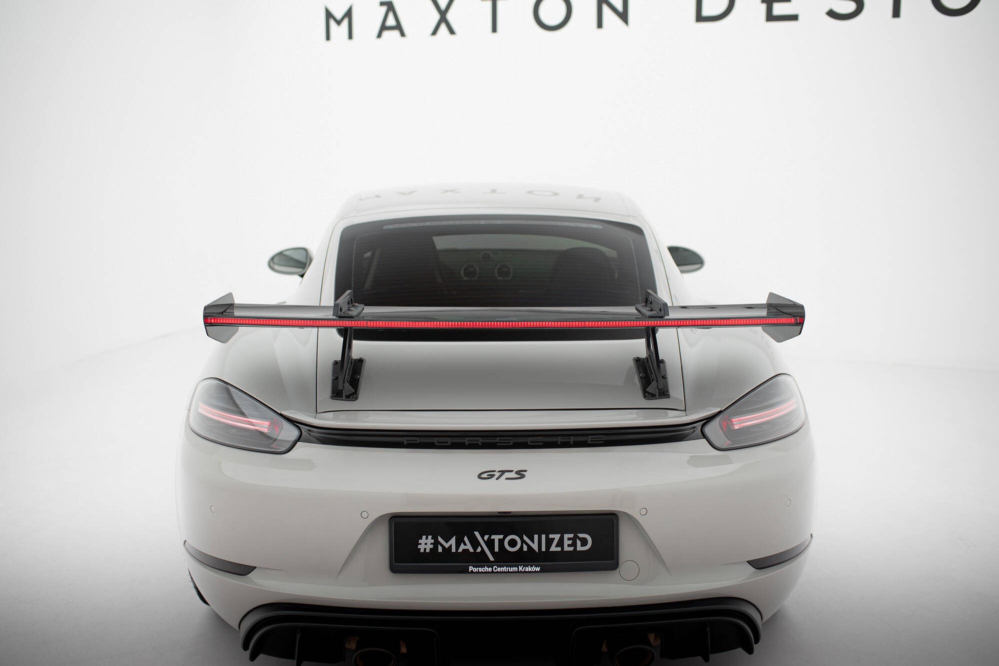 Carbon Spoiler V.1 + LED Porsche 718 Cayman 982C Maxton