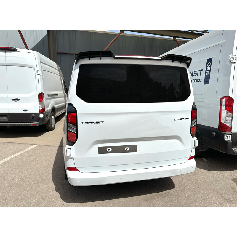 Dakspoiler V.2  Ford Transit Custom (V710) 2023- & Volkswagen Transporter T7 2024- (met achterklep) (PU)