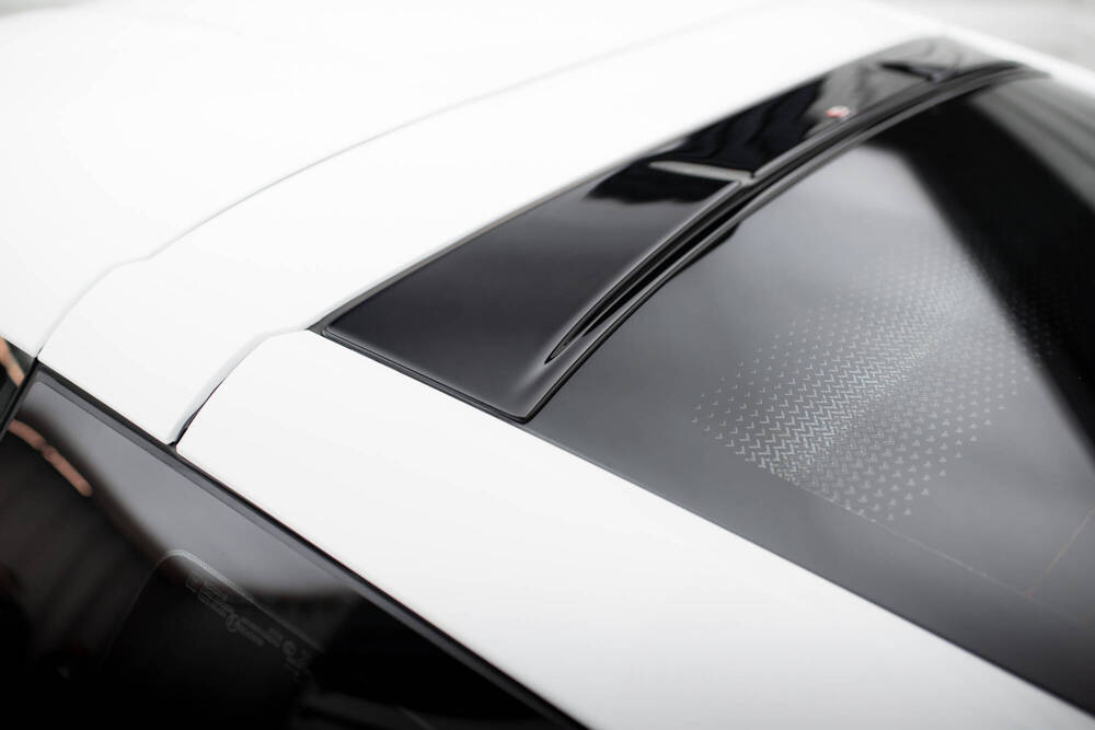 The Extension Of The Rear Window Chevrolet Corvette C7