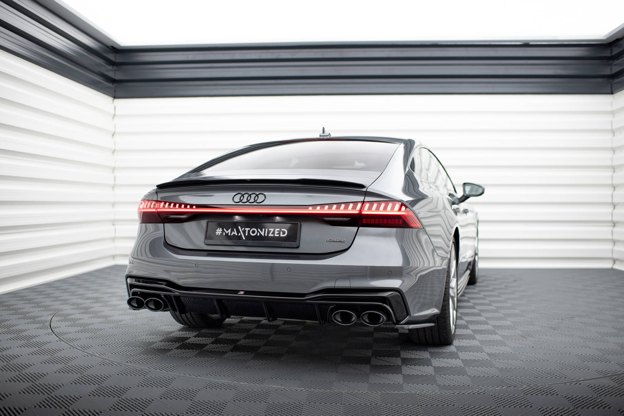 Diffuser Audi A7 C8 S-Line Maxton Glans Zwart Zwarte Sierstukken